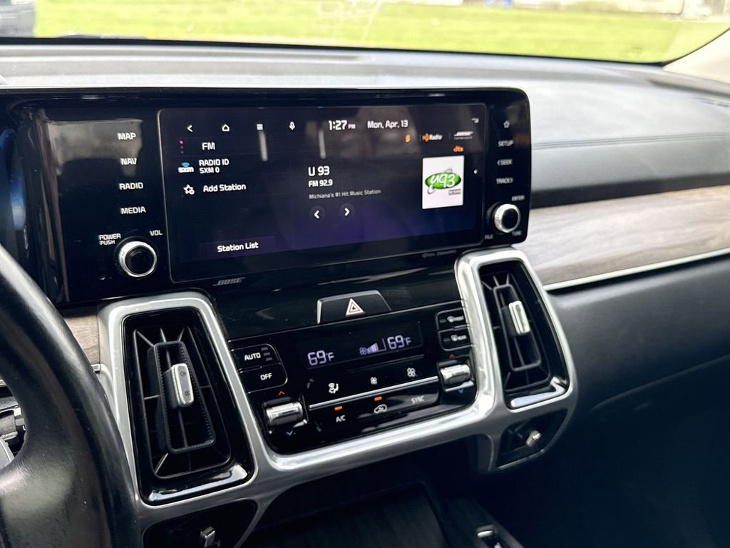 Used 2023 Kia Sorento SX Prestige AWD/4WD image 12