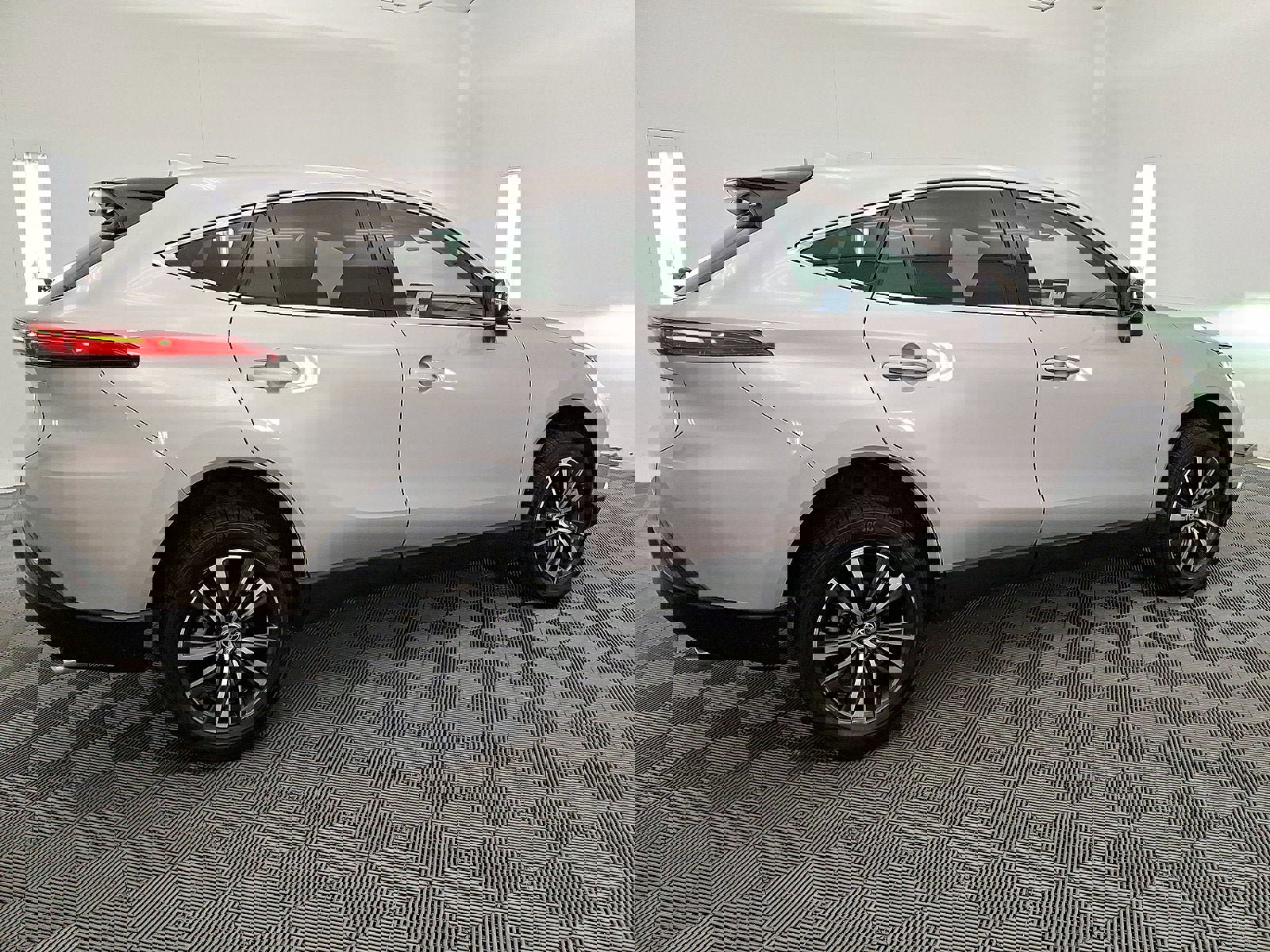 Certified 2023 Toyota Venza LE image 25