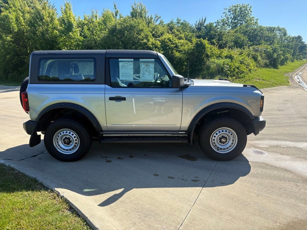 Used 2022 Ford Bronco 2-Door AWD/4WD image 10