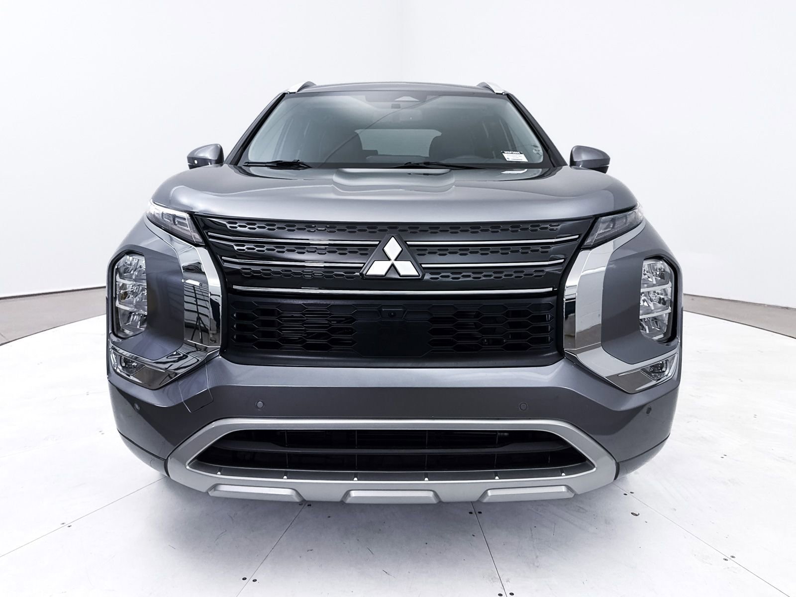 Used 2023 Mitsubishi Outlander SEL image 13