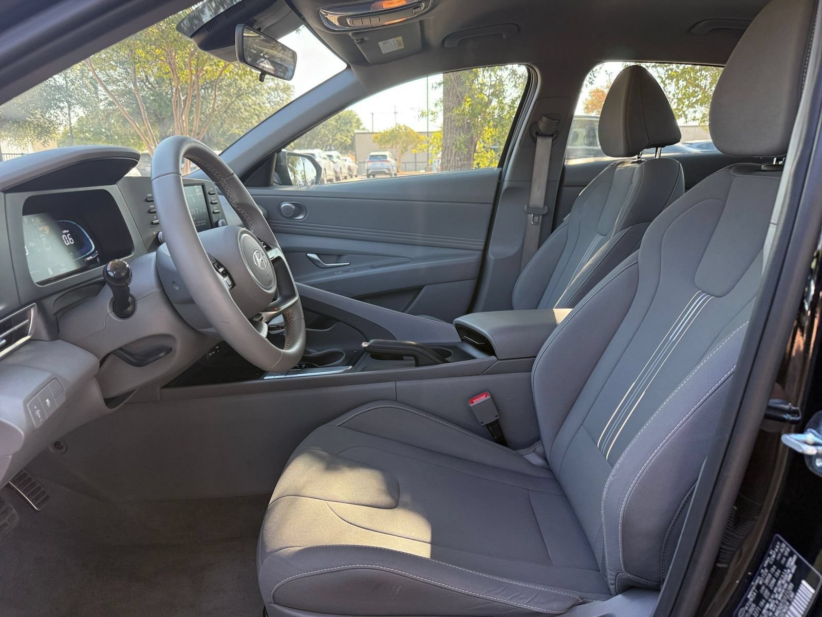 Used 2026 Hyundai Elantra Sport FWD image 27