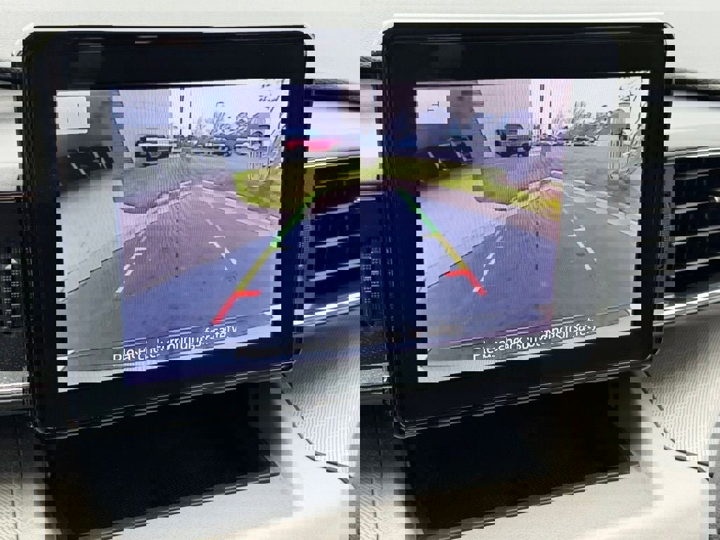 Certified 2023 Ford Explorer XLT w/ Equipment Group 202A image 17