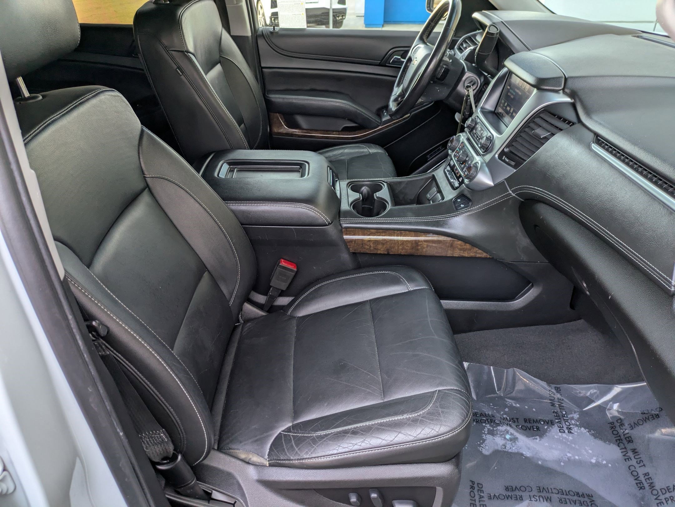 Used 2019 Chevrolet Suburban LT image 27