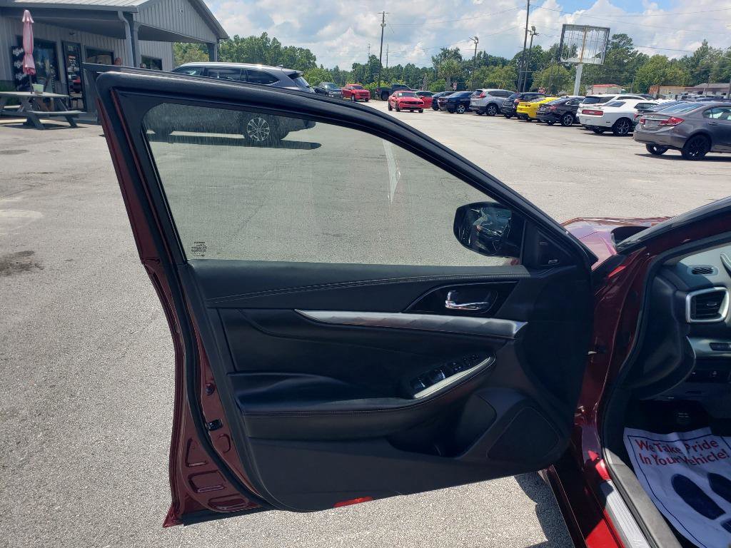 Used 2020 Nissan Maxima 3.5 SL w/ Floor Mat Group image 6