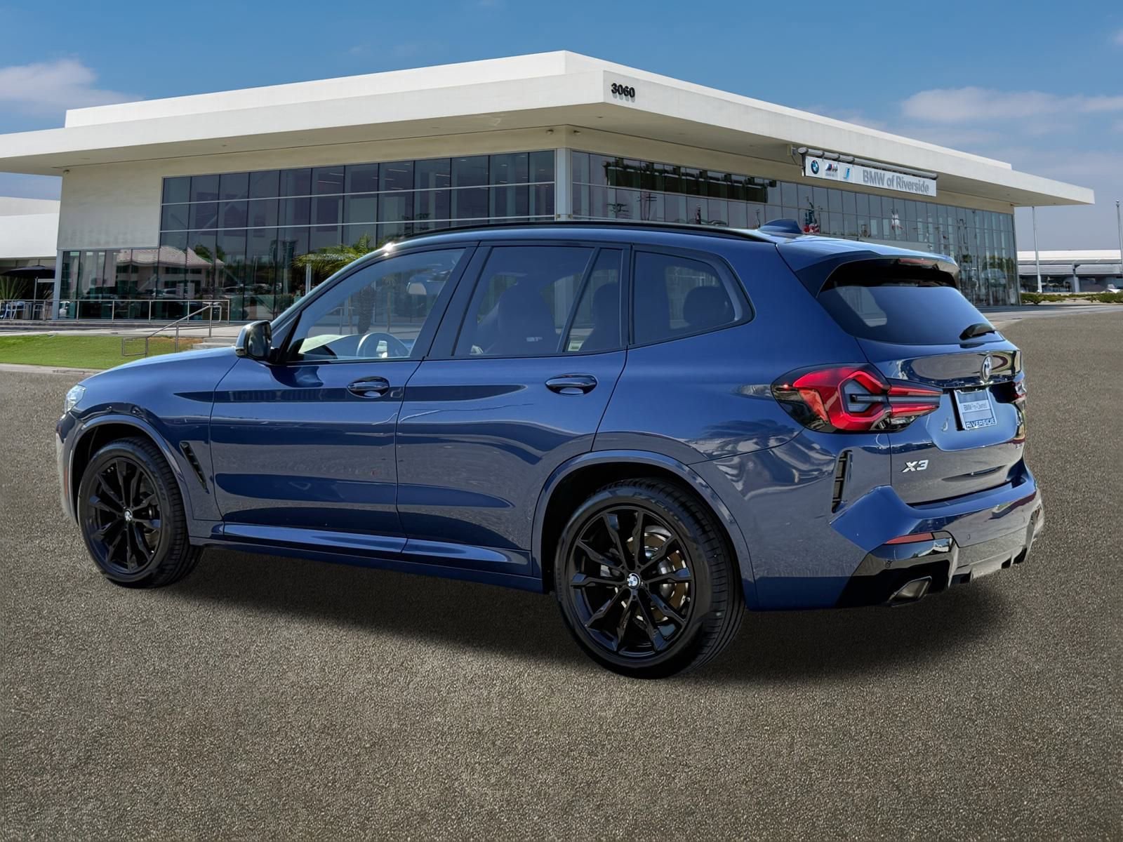 Certified 2024 BMW X3 sDrive30i w/ M Sport Package image 7