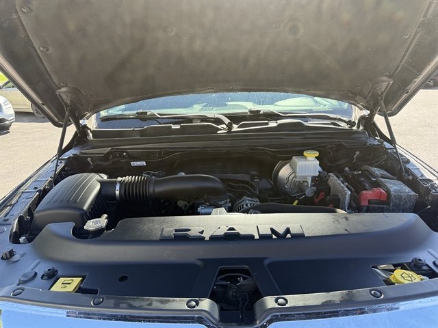 Used 2019 RAM 1500 Laramie AWD/4WD image 21