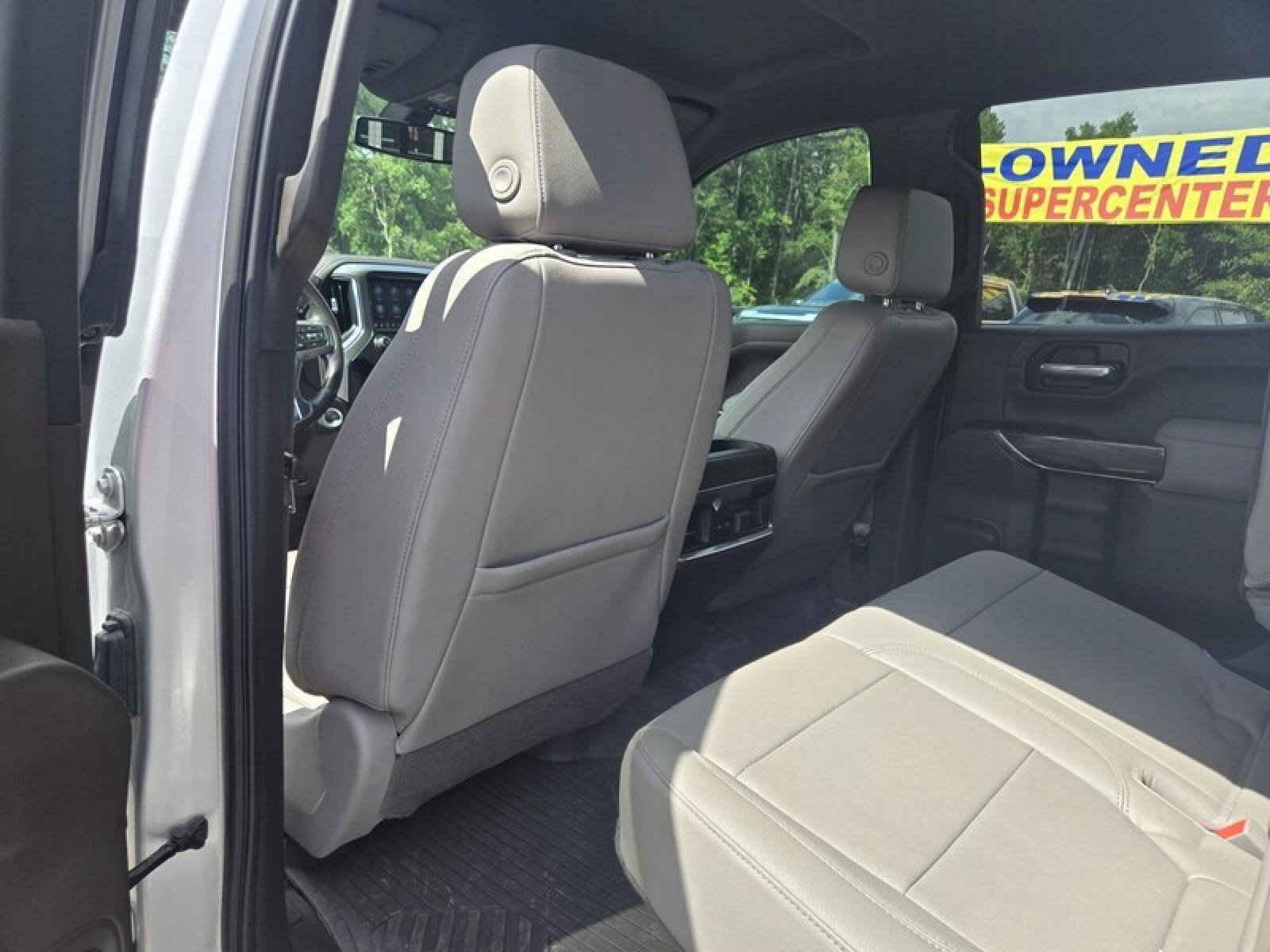 Used 2022 Chevrolet Silverado 1500 LTZ AWD/4WD image 23