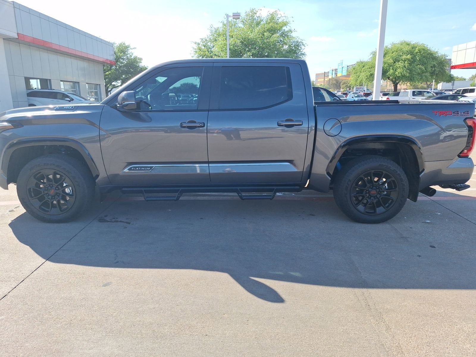 Used 2026 Toyota Tundra Platinum w/ TRD Off-Road Package AWD/4WD image 3