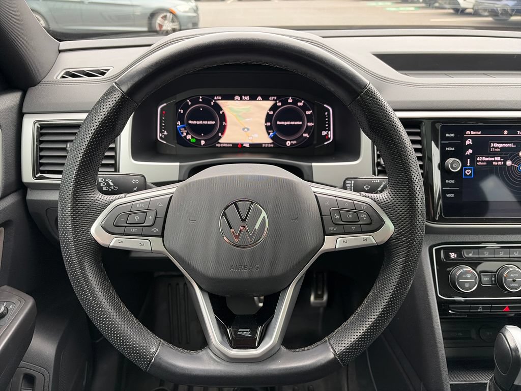 Used 2023 Volkswagen Atlas Cross Sport SEL R-Line AWD/4WD image 17