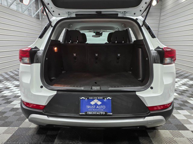 Used 2022 Chevrolet TrailBlazer LT AWD/4WD image 34