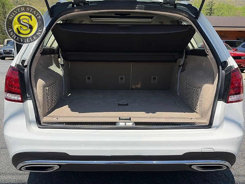 Used 2016 Mercedes-Benz E 350 4MATIC Wagon w/ Premium Package image 25