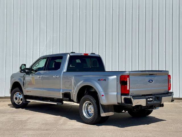Certified 2024 Ford F350 Lariat w/ Chrome Package image 4