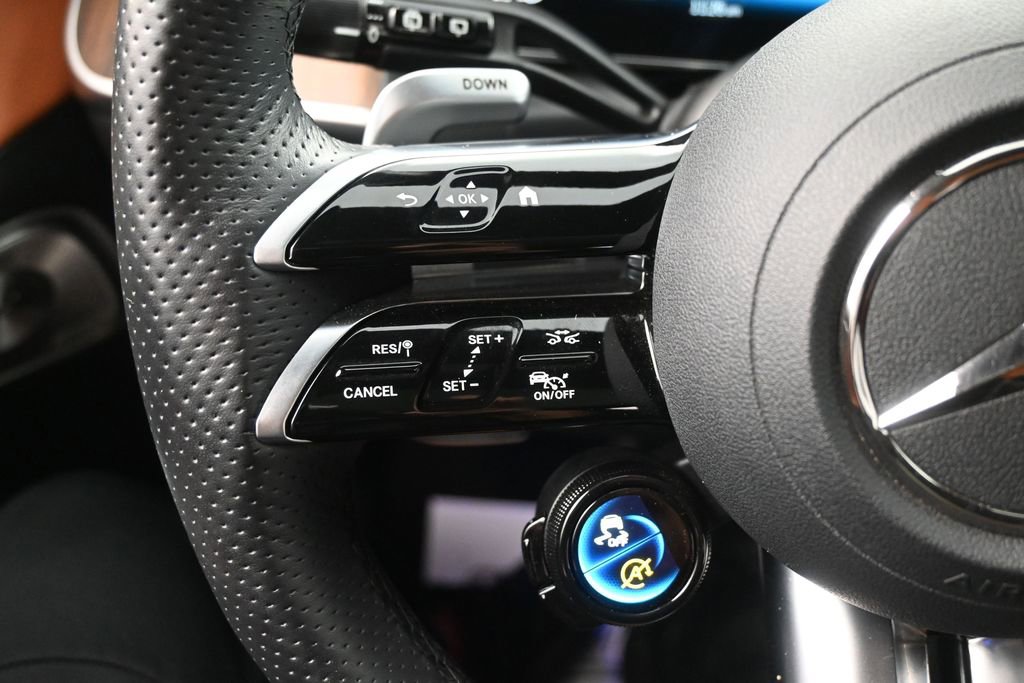 Used 2024 Mercedes-Benz GLC 43 AMG 4MATIC w/ Advanced USB Package image 20
