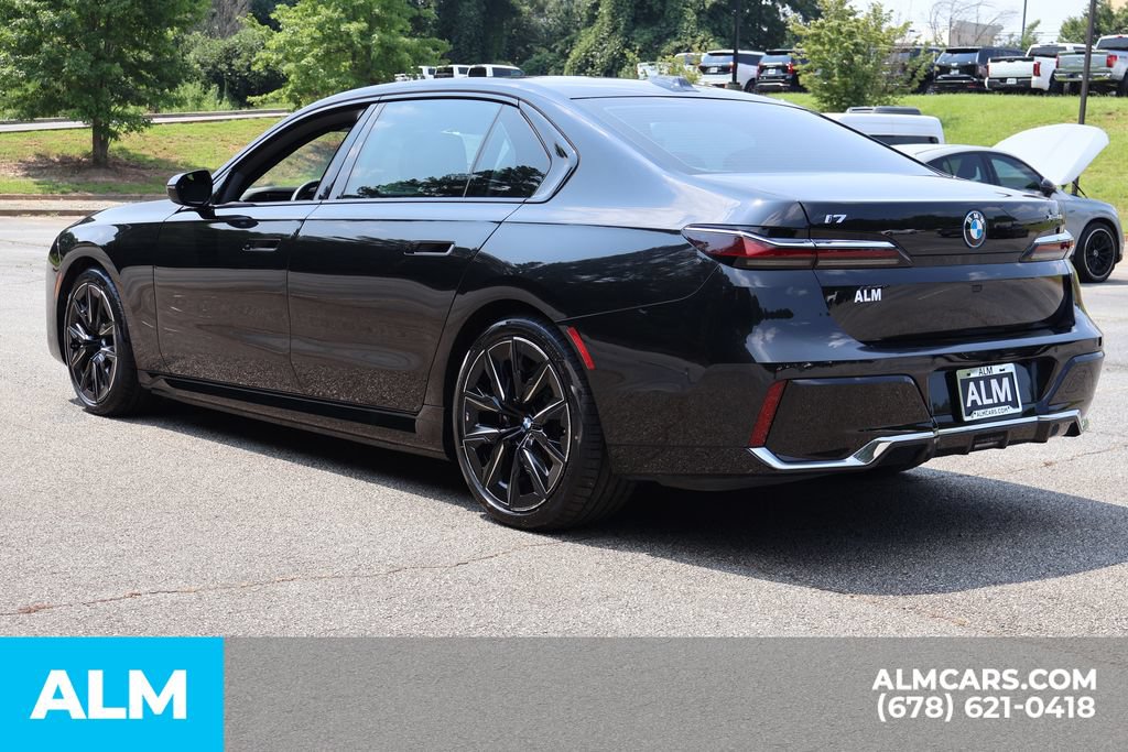 Used 2023 BMW i7 xDrive60 AWD/4WD image 8
