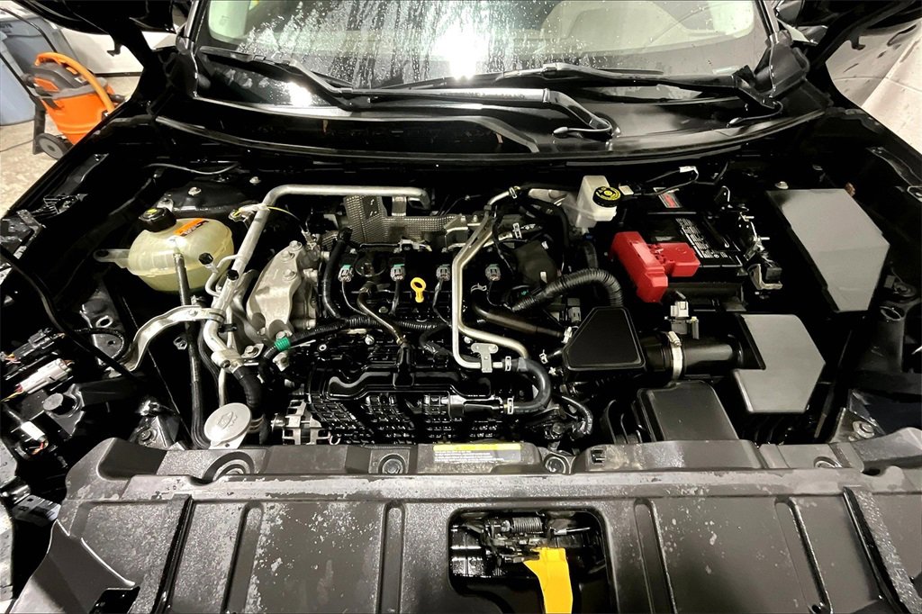 Used 2022 Nissan Rogue S image 28