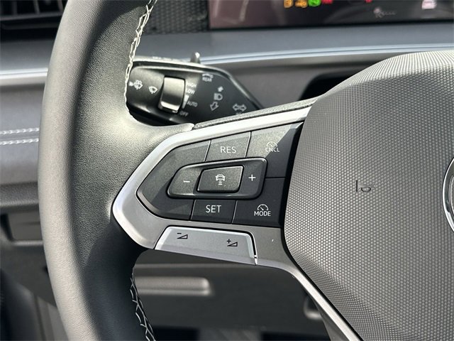 New 2026 Volkswagen Tiguan SE image 18