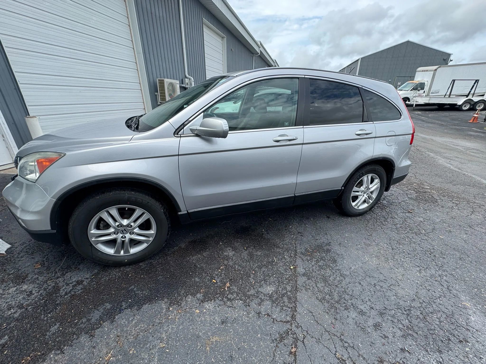Used 2010 Honda CR-V EX-L image 4