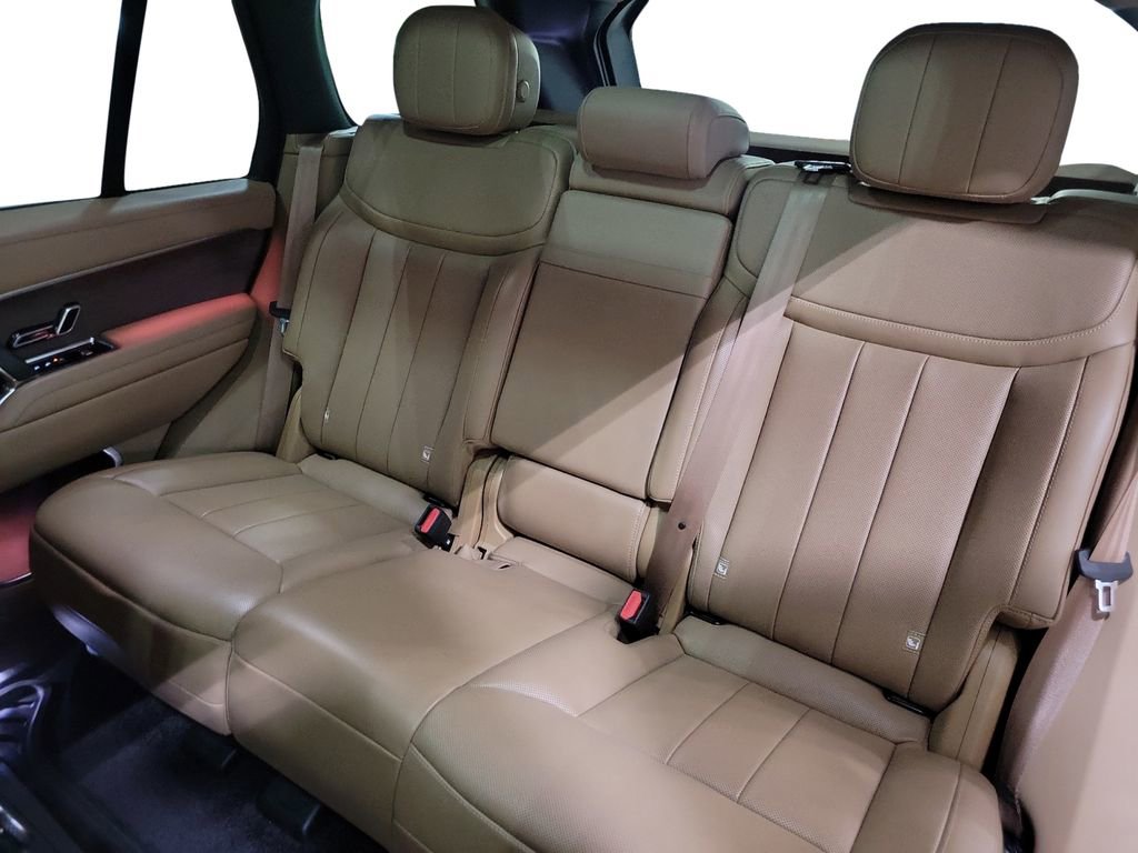 Used 2023 Land Rover Range Rover SE image 22