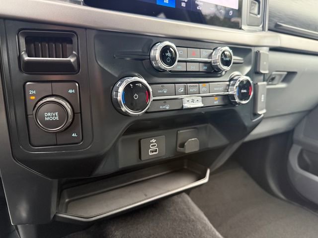 Used 2025 Ford F150 XLT w/ Equipment Group 301A Standard image 47