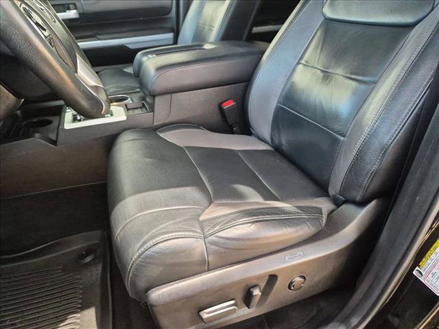 Used 2021 Toyota Tundra Limited w/ Limited Premium Package AWD/4WD image 16