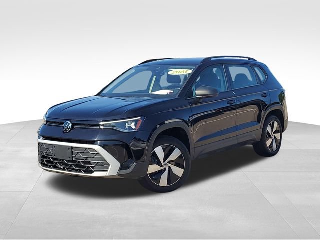 Used 2025 Volkswagen Taos S AWD/4WD image 1