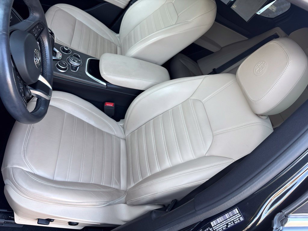 Used 2023 Alfa Romeo Stelvio Ti Lusso w/ Quick Order Package 22X Lusso AWD/4WD image 23