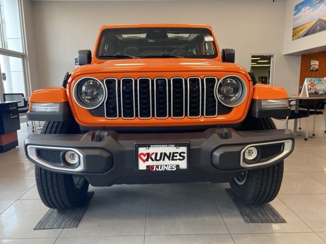 New 2025 Jeep Wrangler Sahara image 13