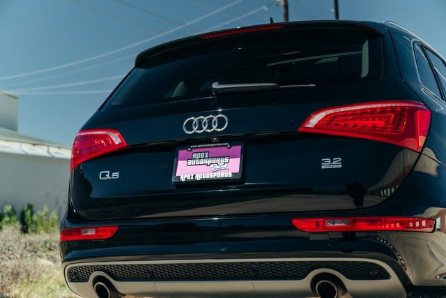 Used 2011 Audi Q5 3.2 Premium Plus w/ Audi MMI Navigation Plus Pkg image 28