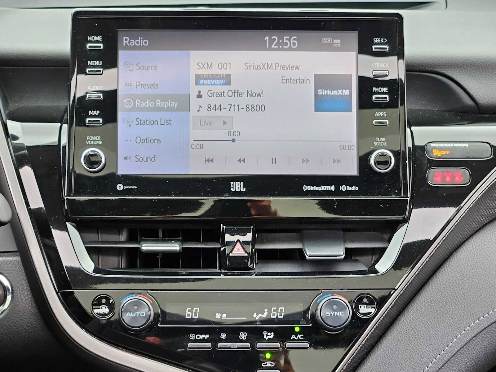 Used 2022 Toyota Camry XSE FWD image 27