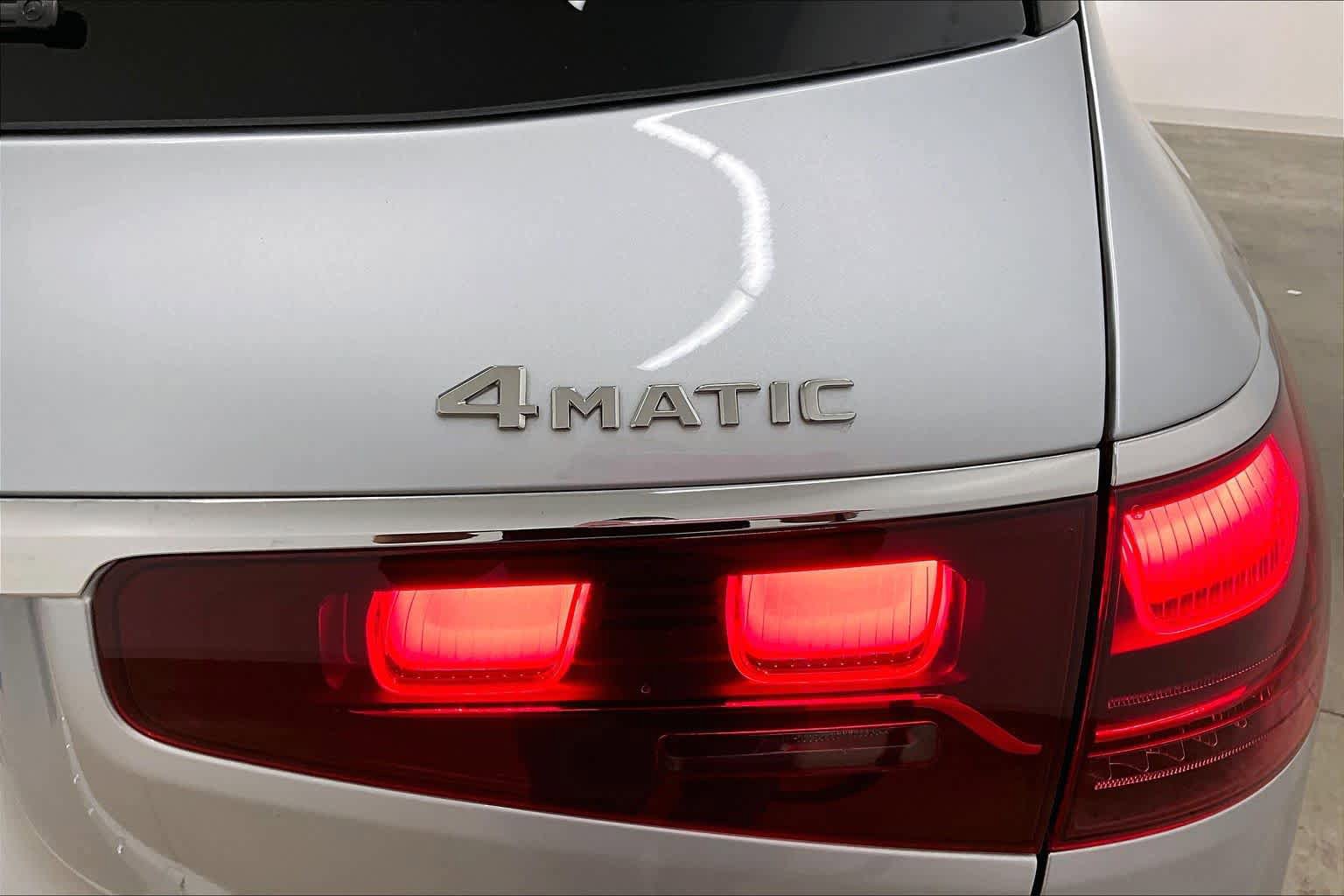 Used 2026 Mercedes-Benz GLS 580 4MATIC image 10