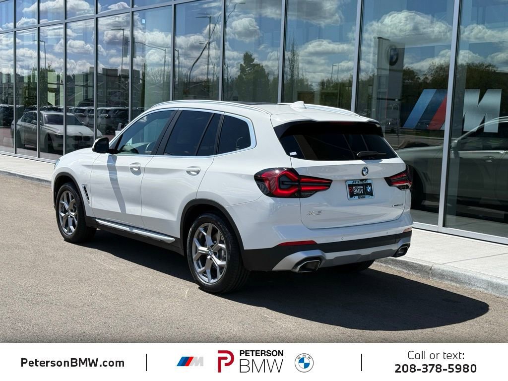 Used 2023 BMW X3 xDrive30i w/ Premium Package AWD/4WD image 3