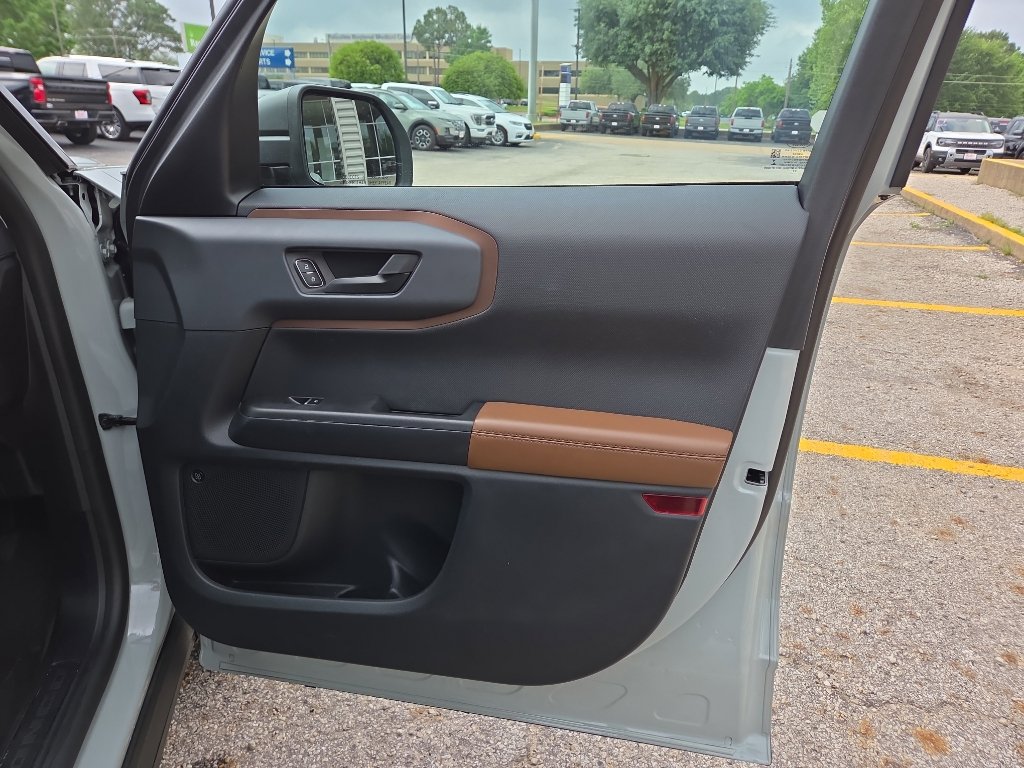 Used 2022 Ford Bronco Sport Outer Banks w/ Tech Package image 13