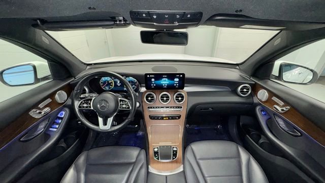 Used 2020 Mercedes-Benz GLC 300 4MATIC image 16
