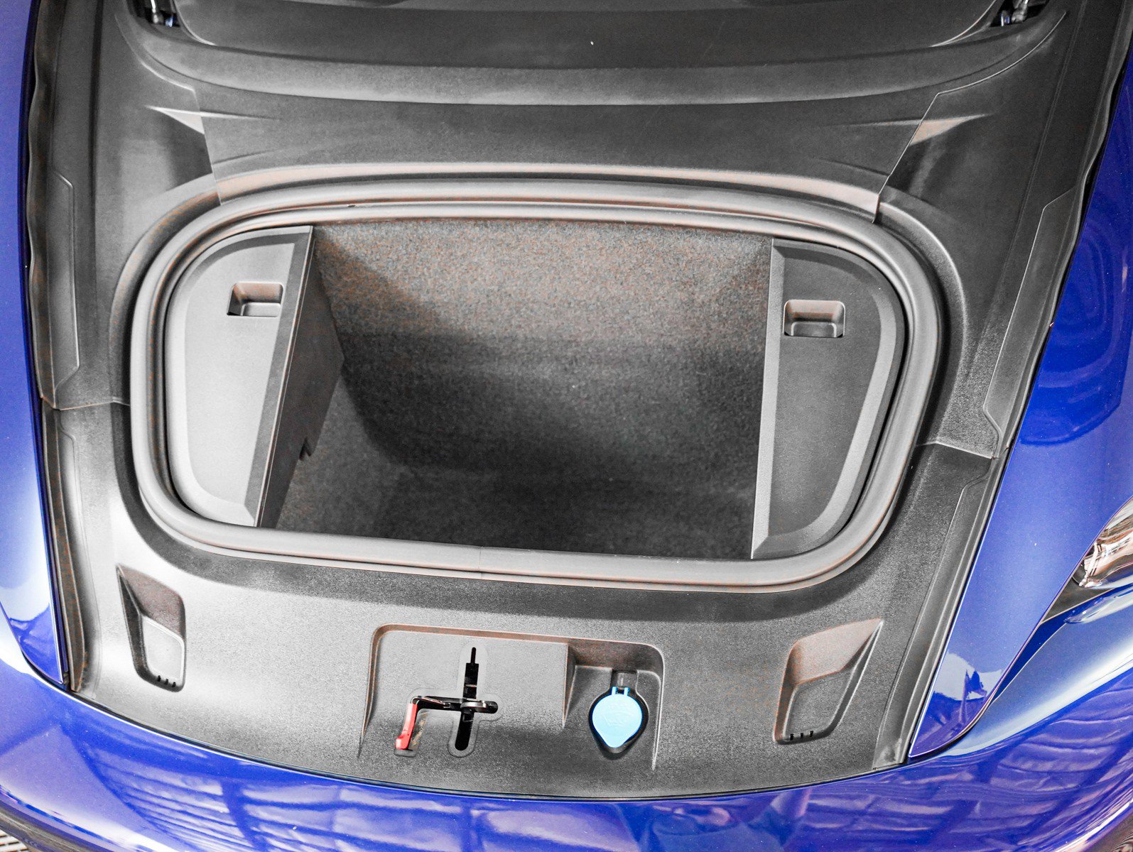 Certified 2023 Porsche Taycan GTS image 12