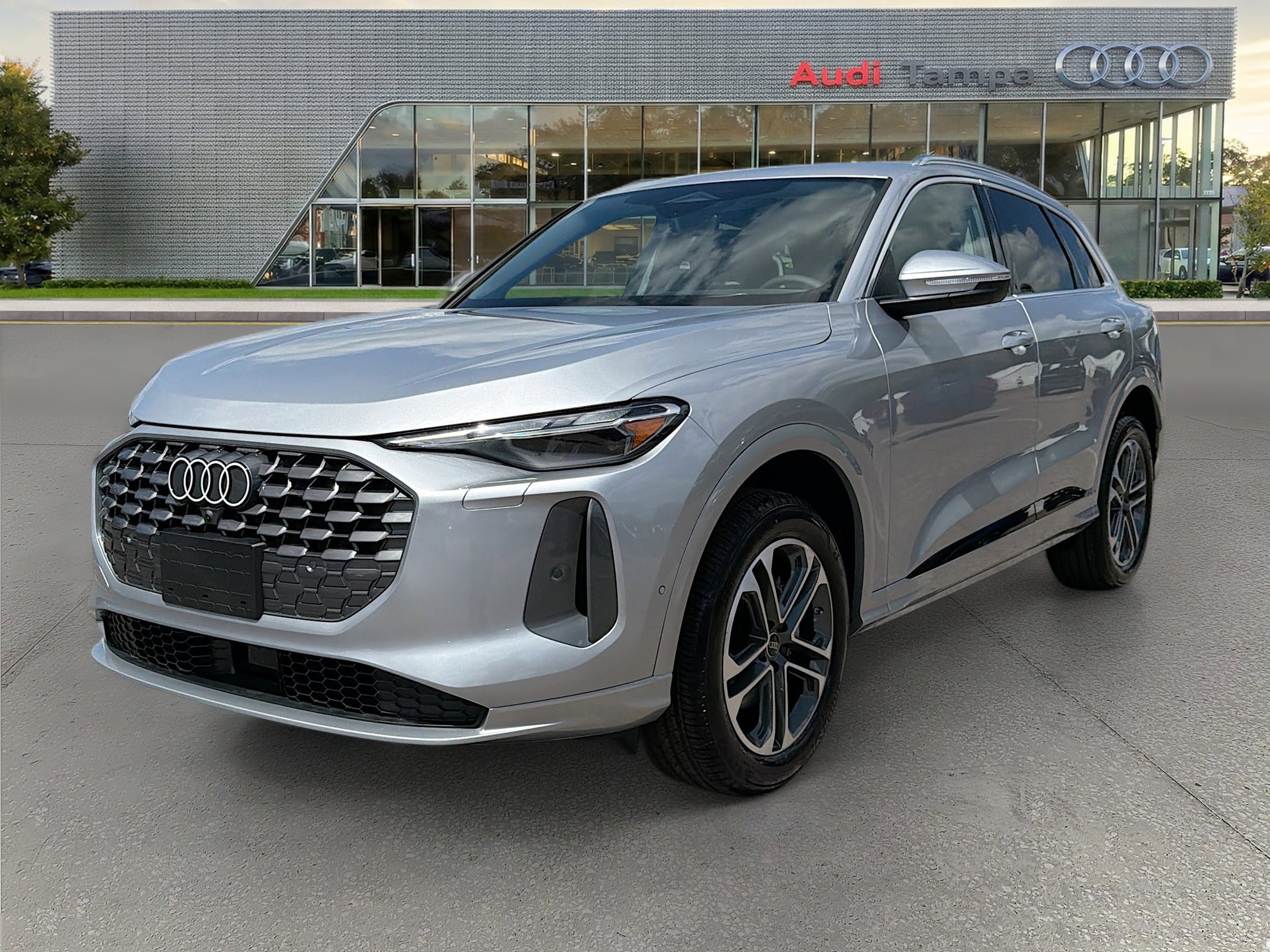 New 2025 Audi Q5 Premium image 7