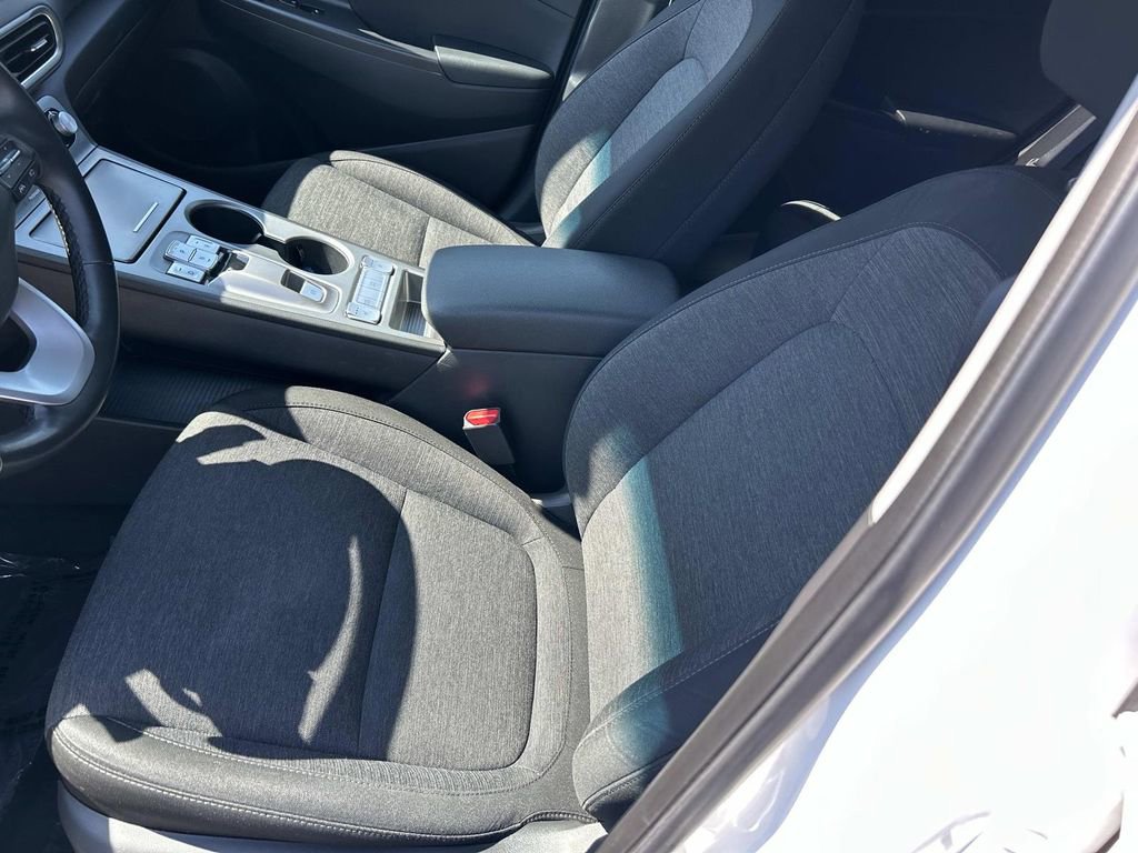 Certified 2023 Hyundai Kona SEL FWD image 15