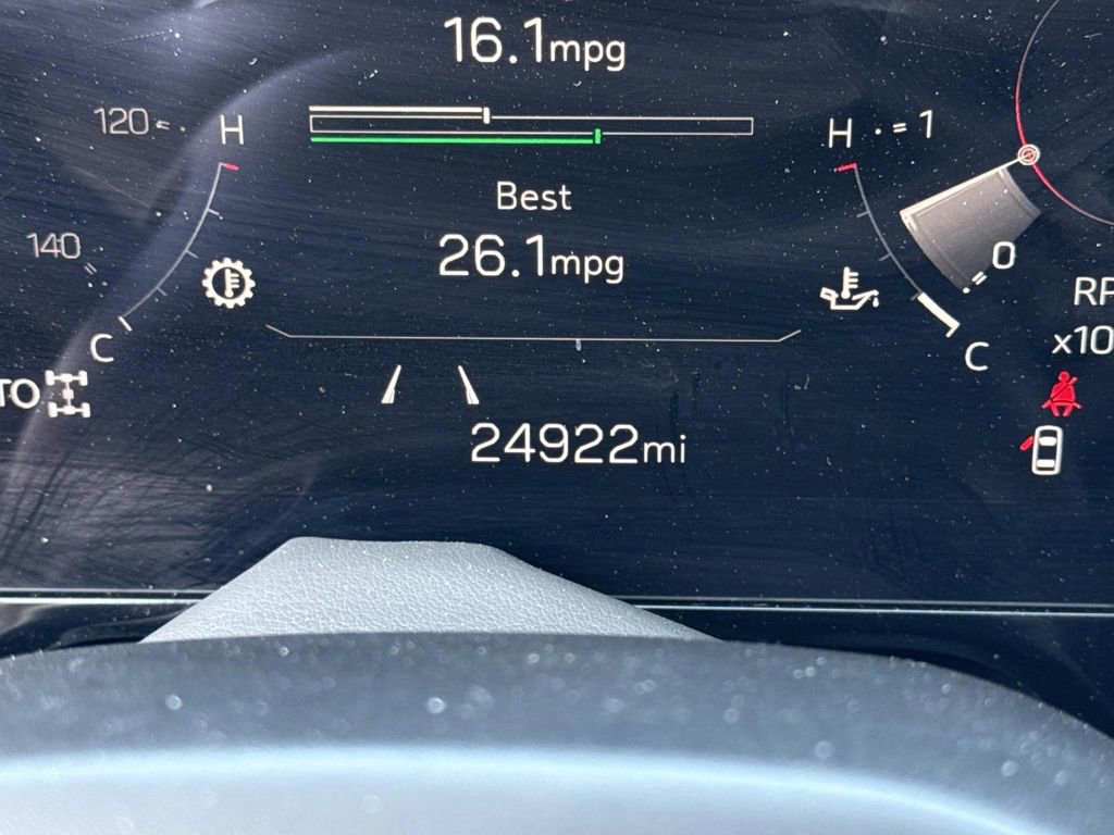 Used 2025 GMC Yukon Denali AWD/4WD image 14