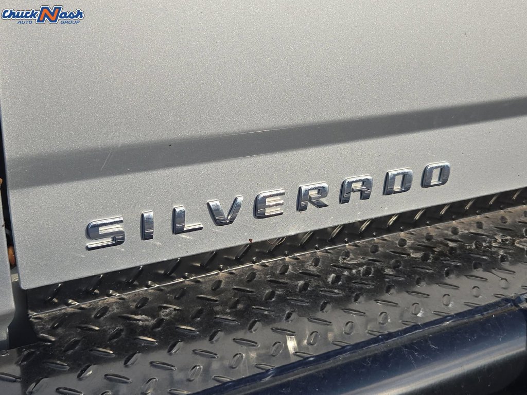 Used 2018 Chevrolet Silverado 2500 LTZ w/ LTZ Plus Package AWD/4WD image 8