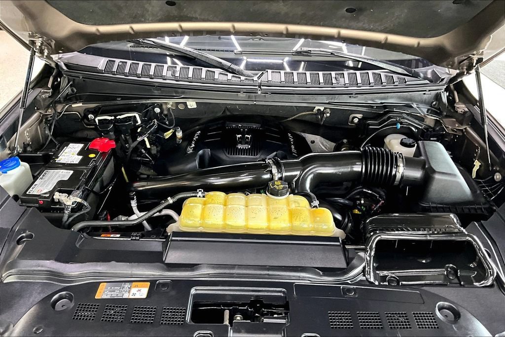 Used 2019 Lincoln Navigator Reserve AWD/4WD image 33