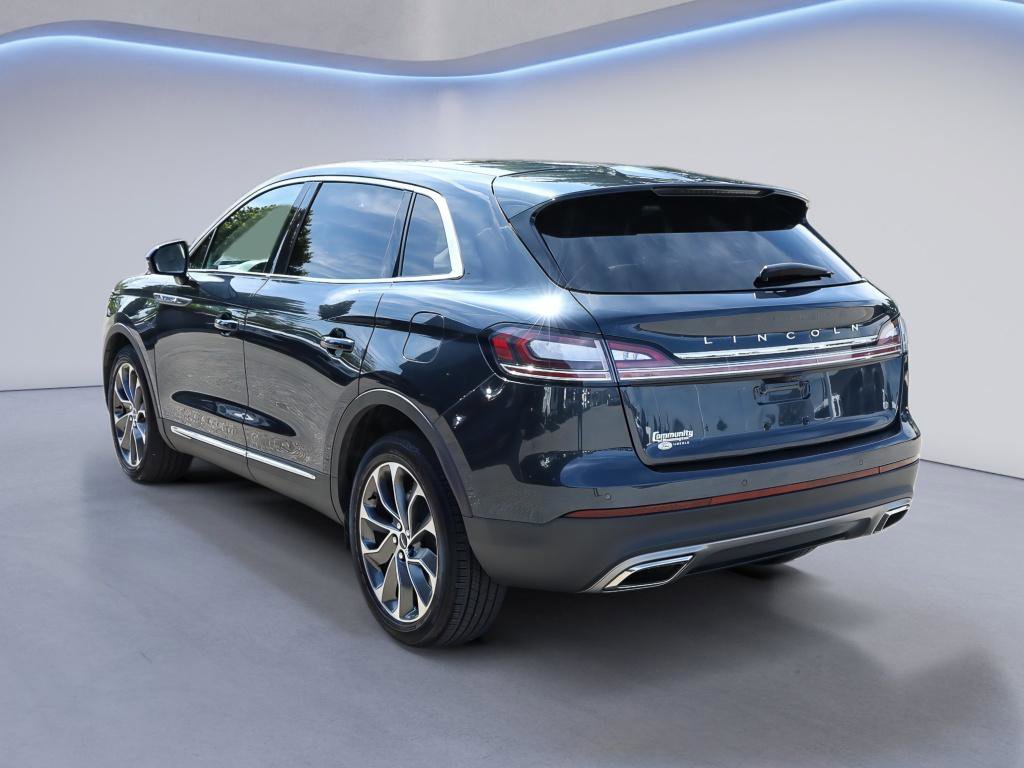 Used 2023 Lincoln Nautilus Reserve AWD/4WD image 4
