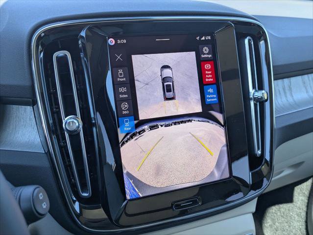 New 2026 Volvo XC40 B5 Plus w/ Protection Package Premier image 10