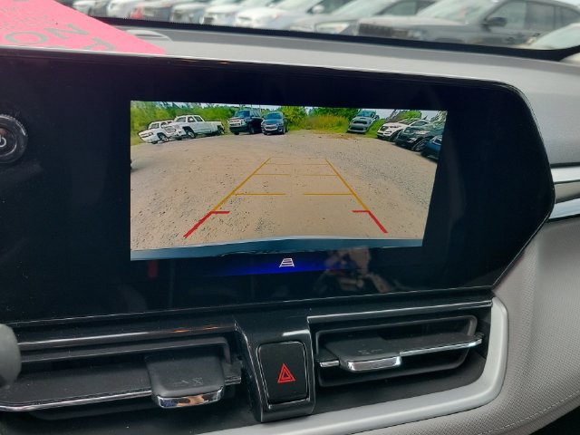 Used 2025 Chevrolet TrailBlazer LT FWD image 12