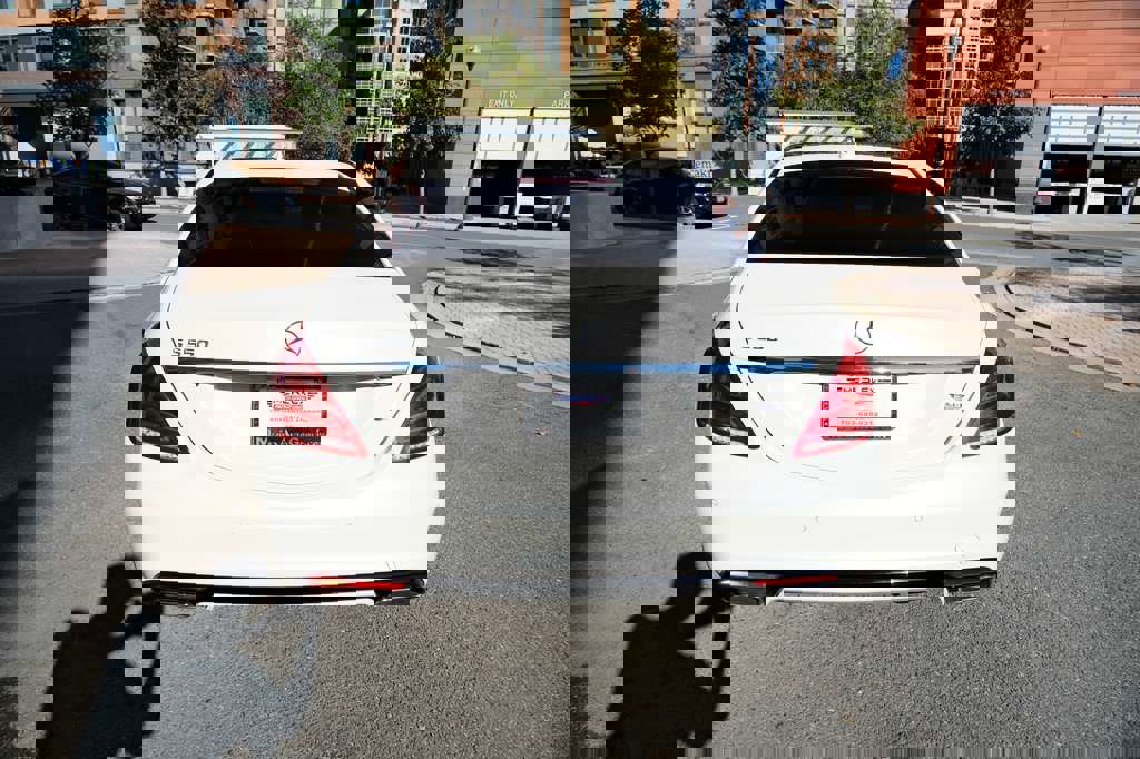 Used 2015 Mercedes-Benz S 550 Sedan image 9