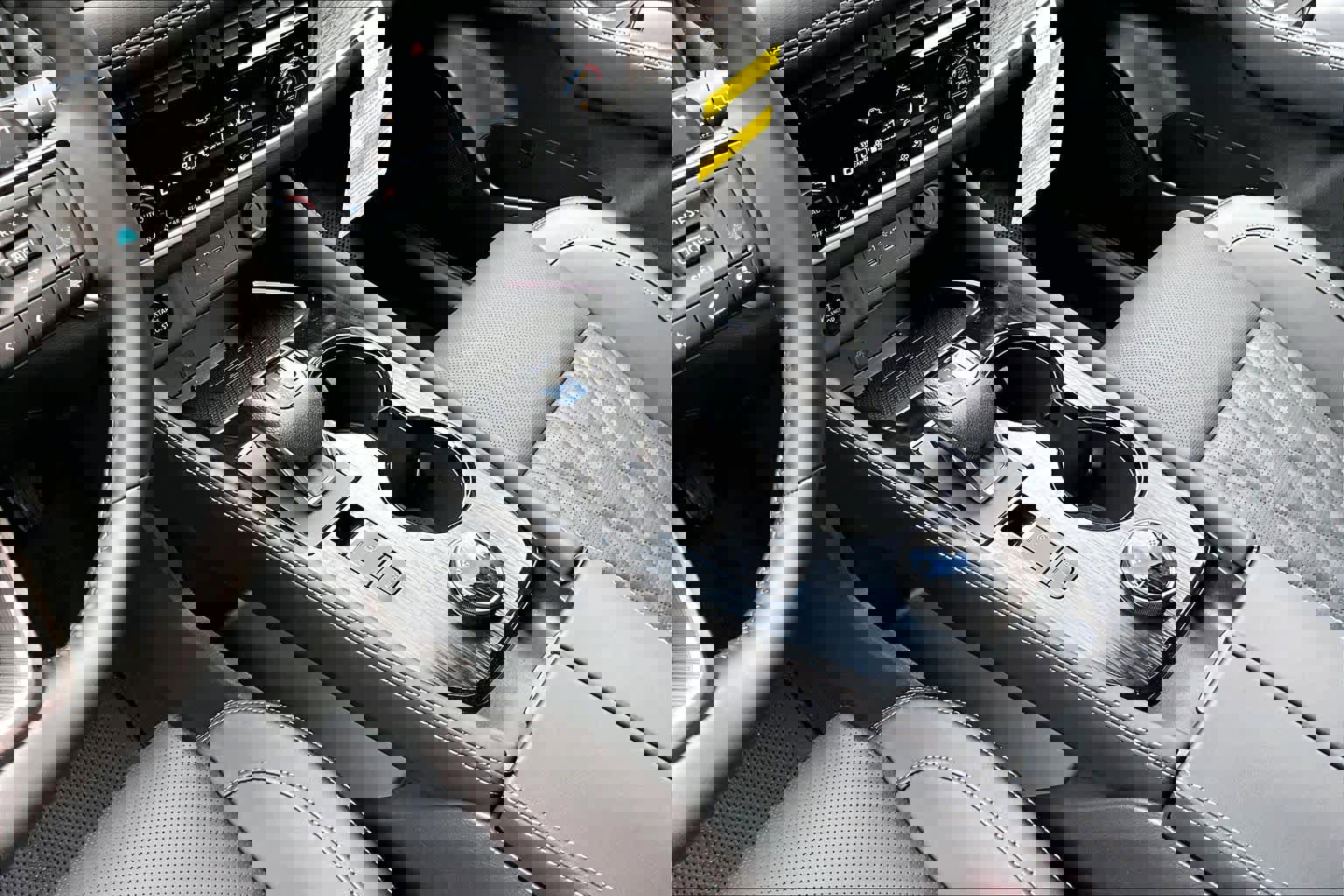 New 2026 Nissan Rogue Platinum image 7