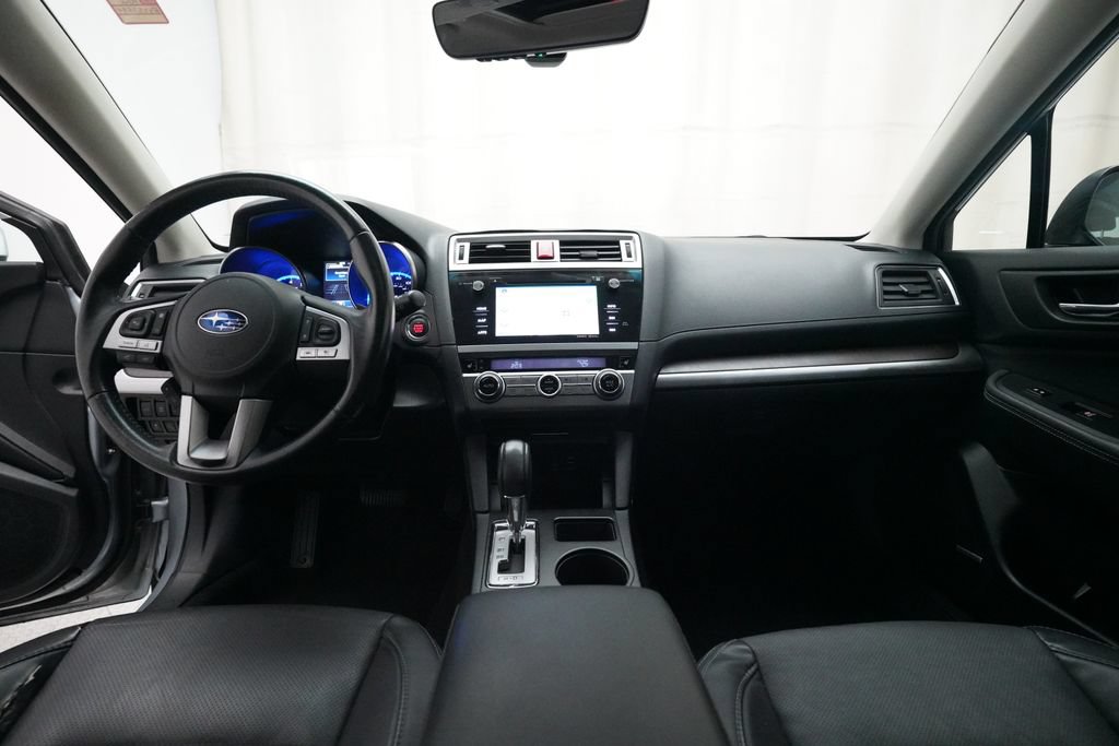 Used 2017 Subaru Outback 2.5i Limited AWD/4WD image 5