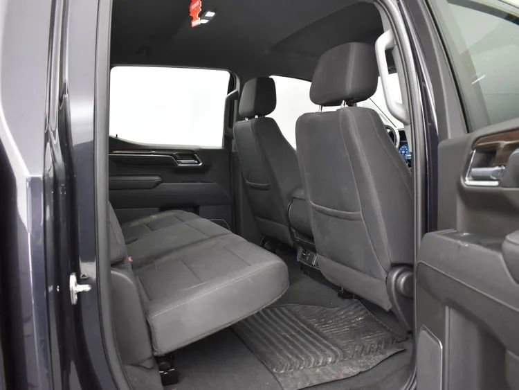 Used 2023 Chevrolet Silverado 1500 LT image 18