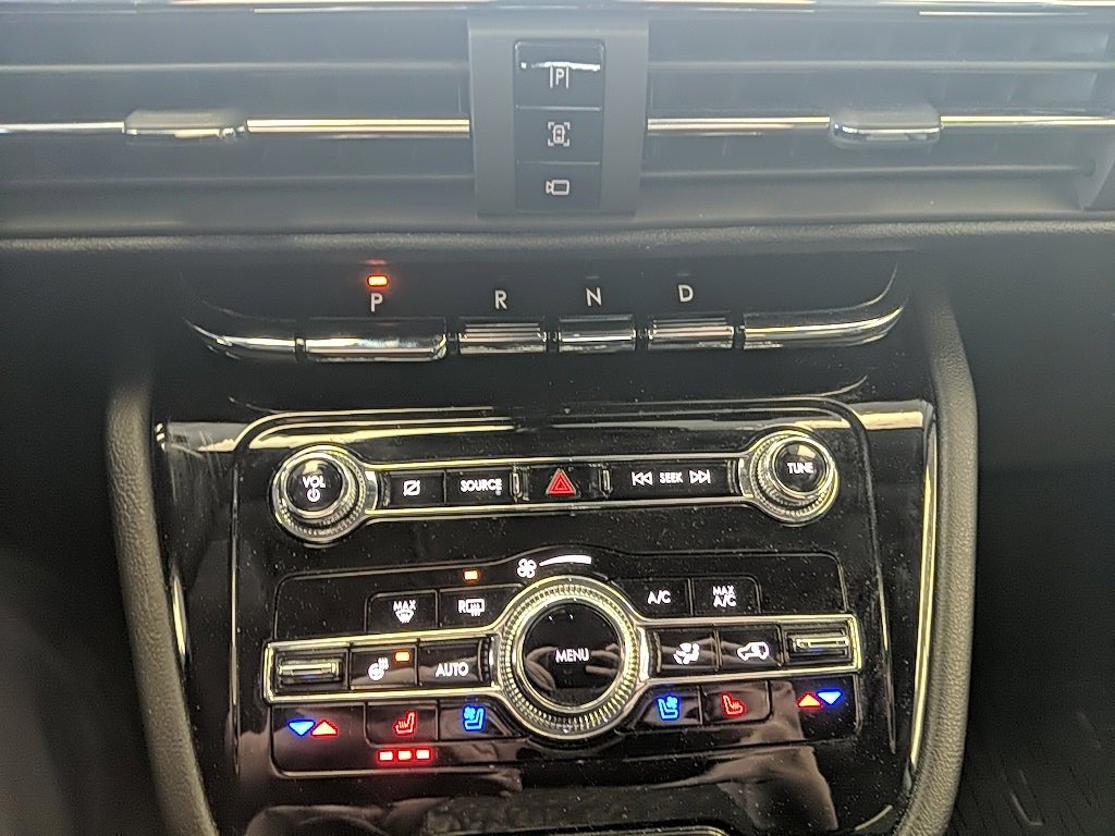 Certified 2022 Lincoln Corsair AWD w/ Premium Package image 23