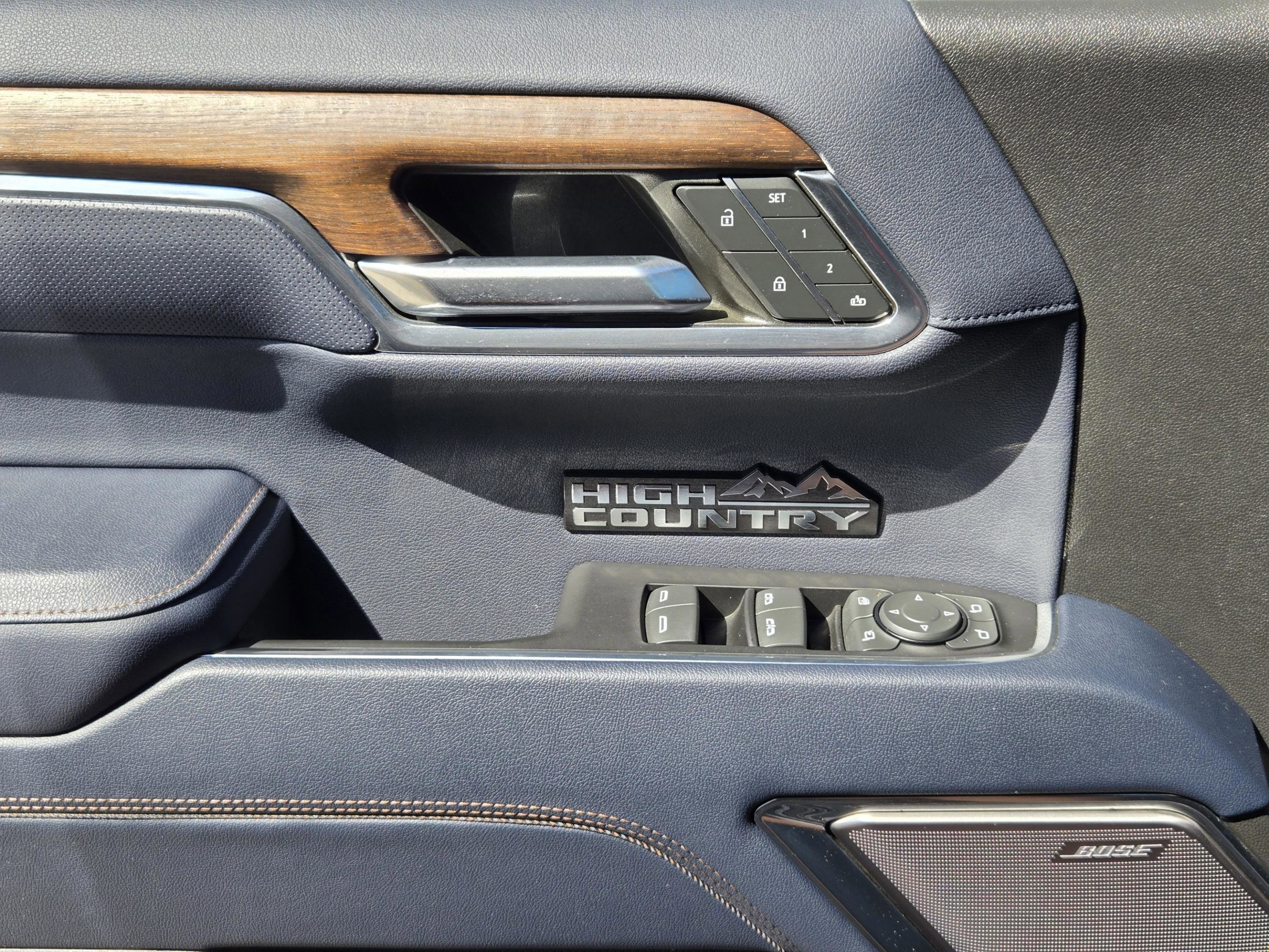 Used 2023 Chevrolet Silverado 1500 High Country w/ Technology Package image 33