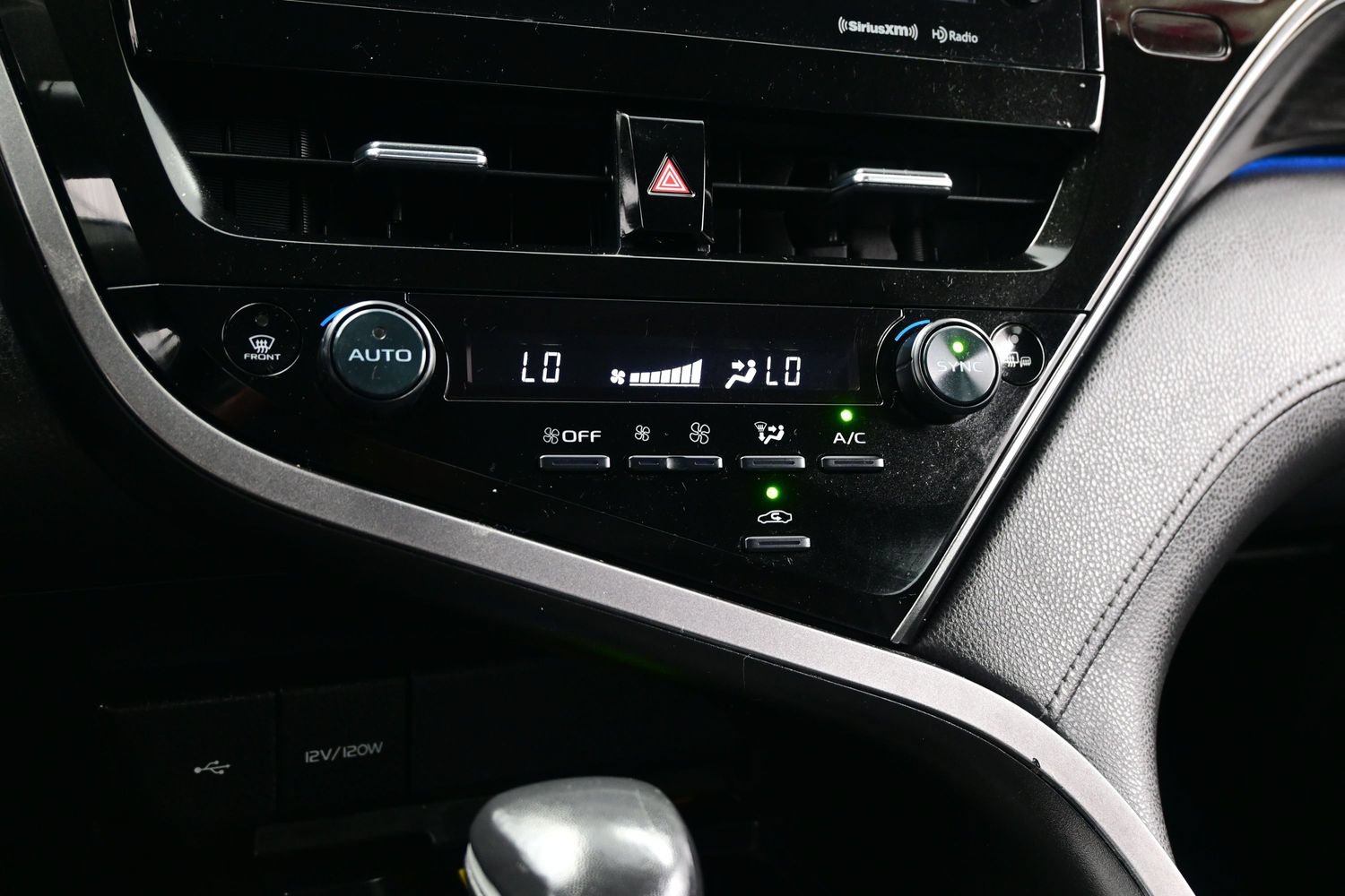 Used 2023 Toyota Camry XLE FWD image 21