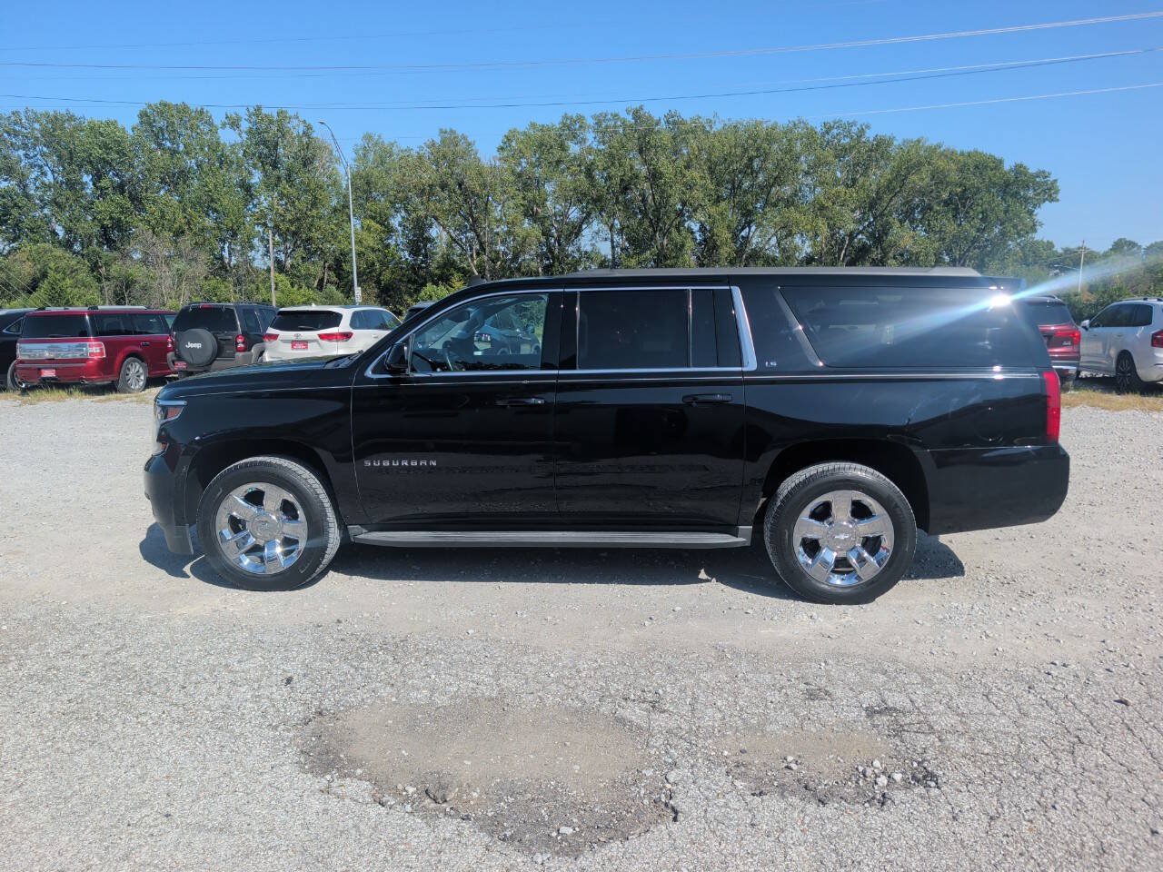 Used 2015 Chevrolet Suburban LS w/ Max Trailering Package AWD/4WD image 6
